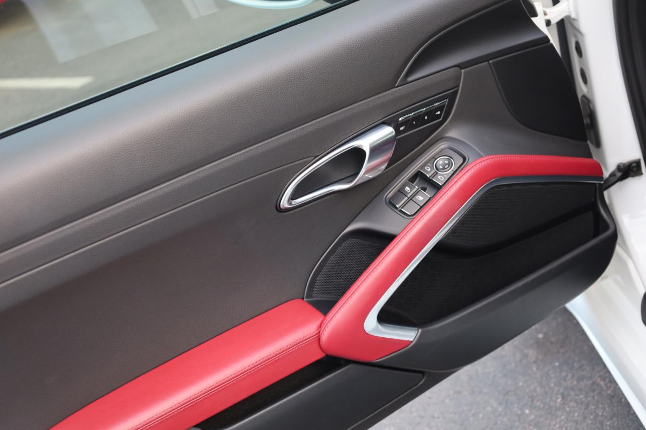 Porsche 718 Cayman S 2019