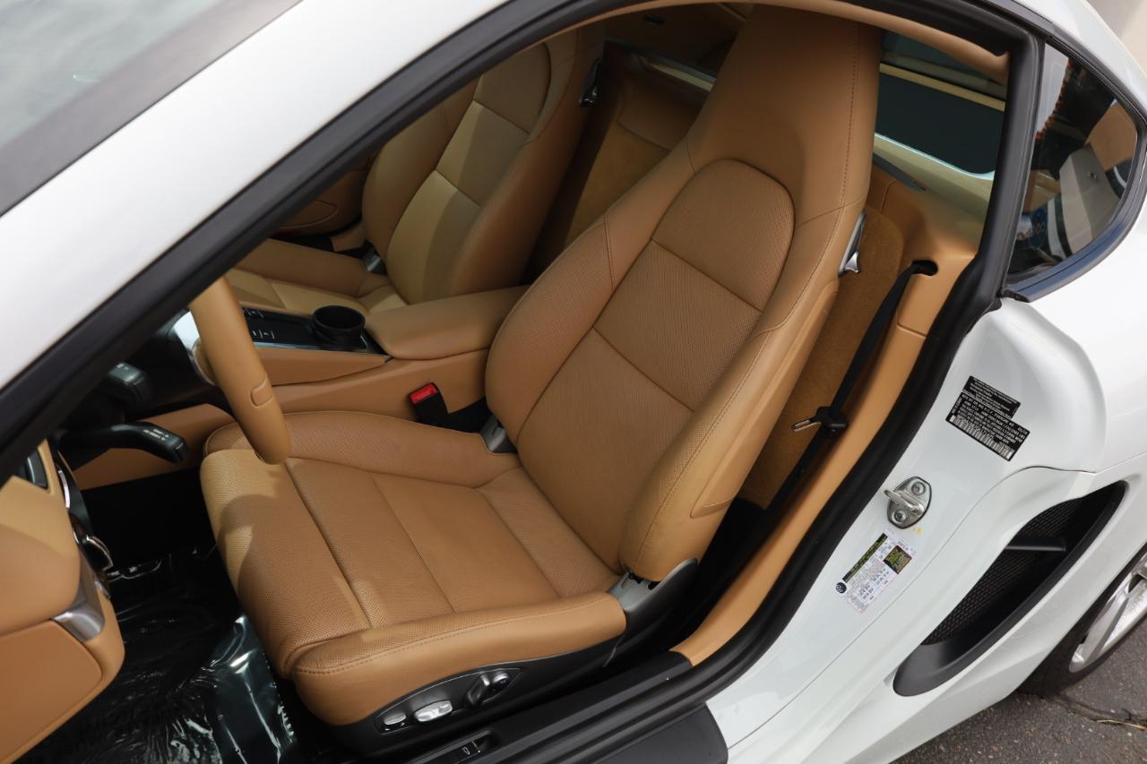 Porsche Cayman Coupe 2016