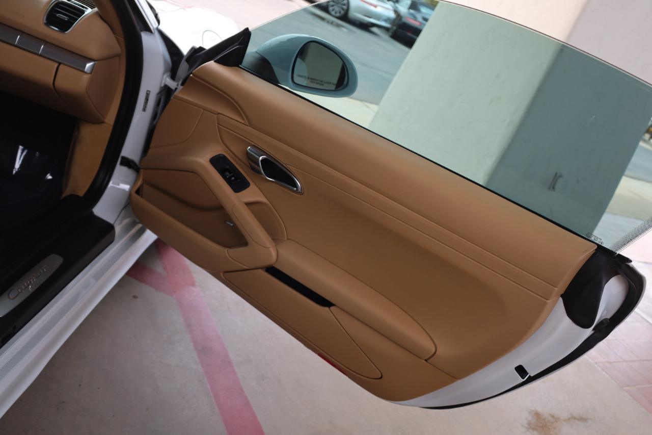 Porsche Cayman Coupe 2016