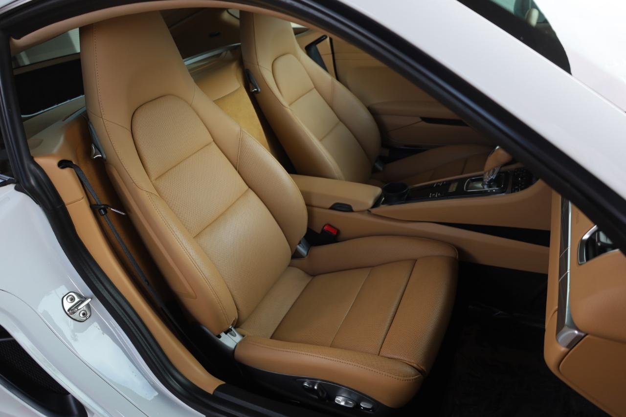 Porsche Cayman Coupe 2016