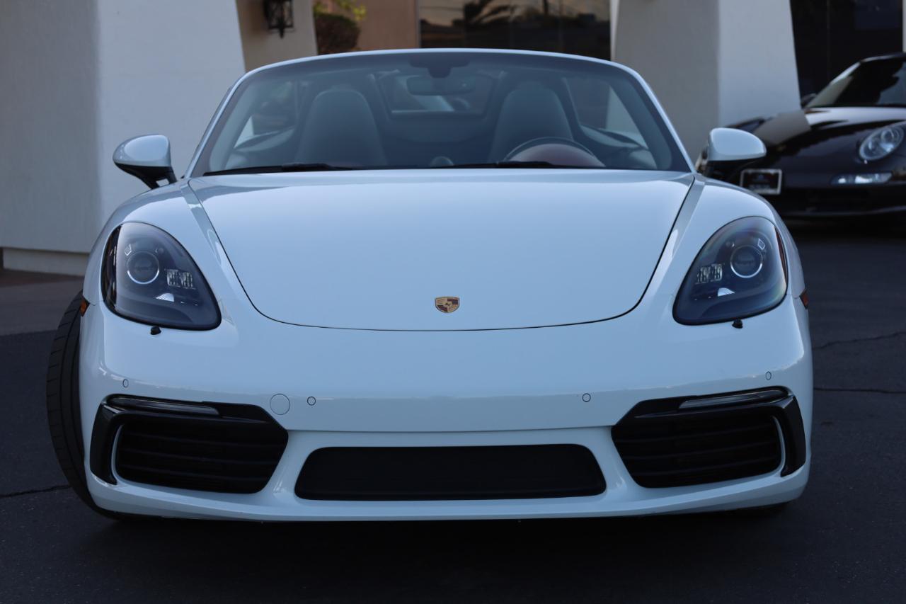 Porsche 718 Boxster S 2017