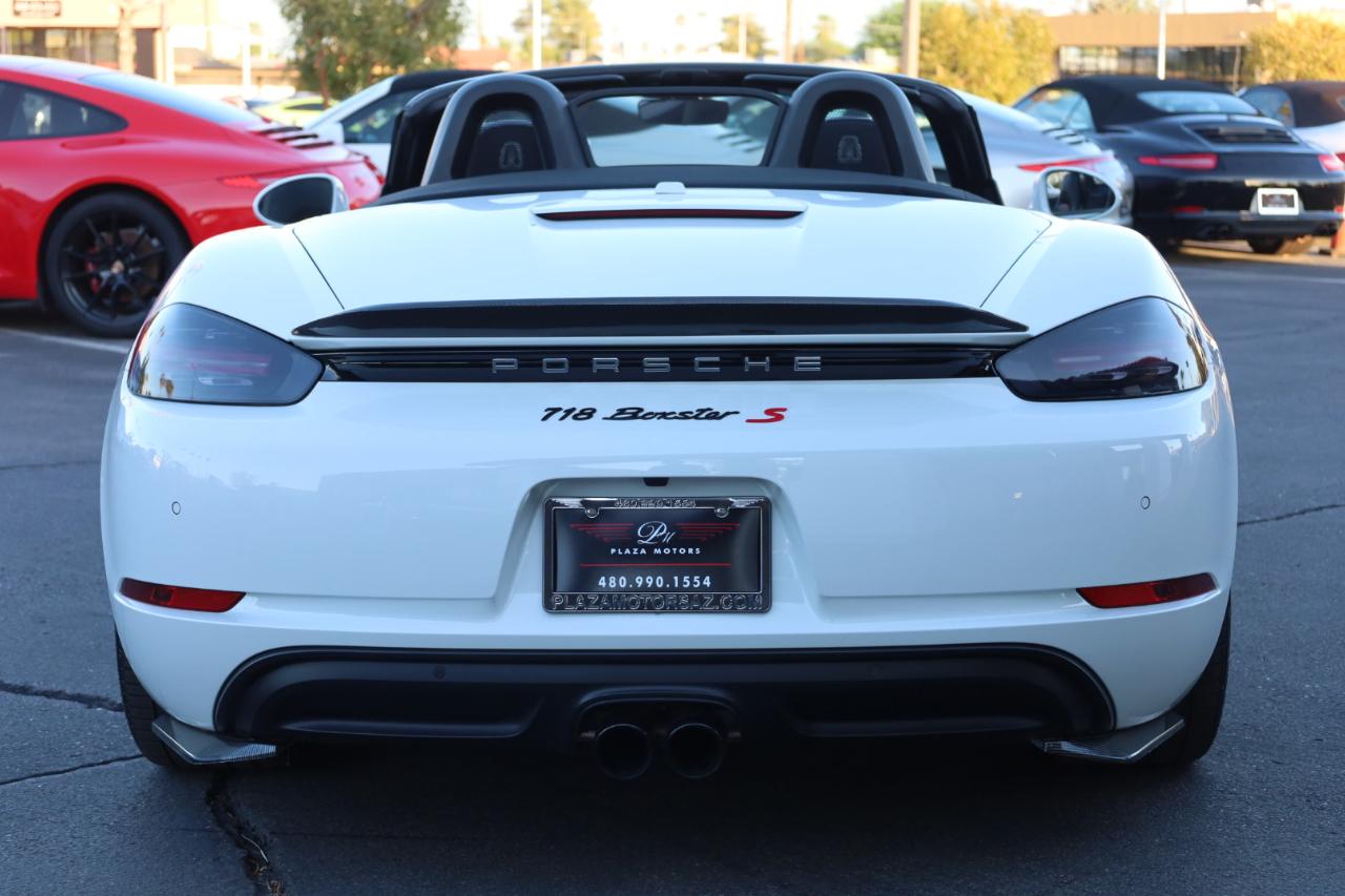 Porsche 718 Boxster S 2017