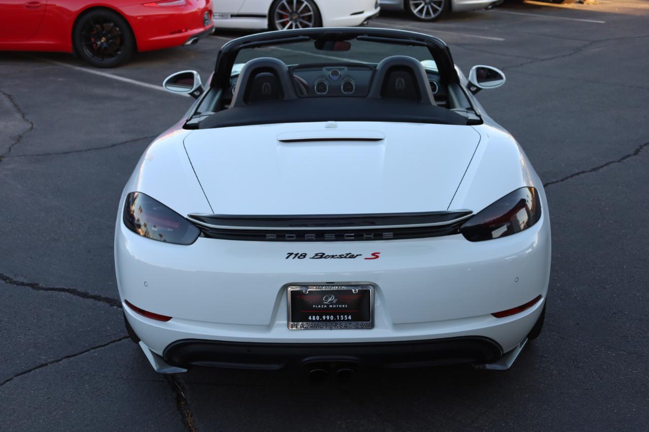 Porsche 718 Boxster S 2017