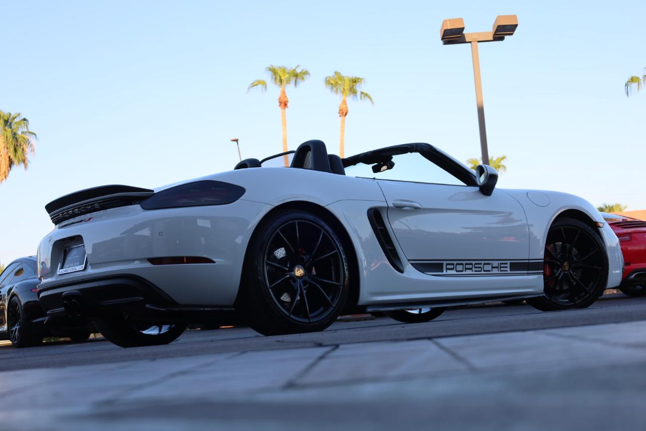 Porsche 718 Boxster S 2017