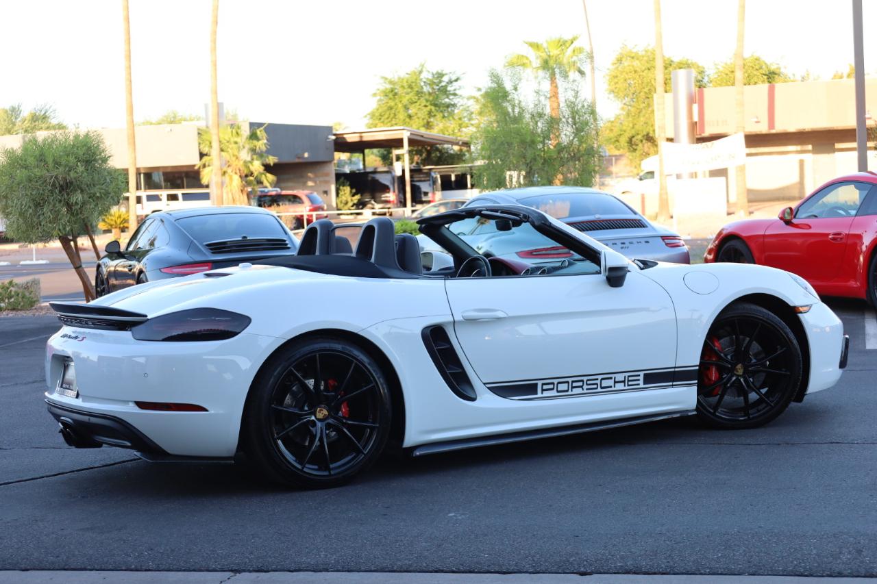 Porsche 718 Boxster S 2017