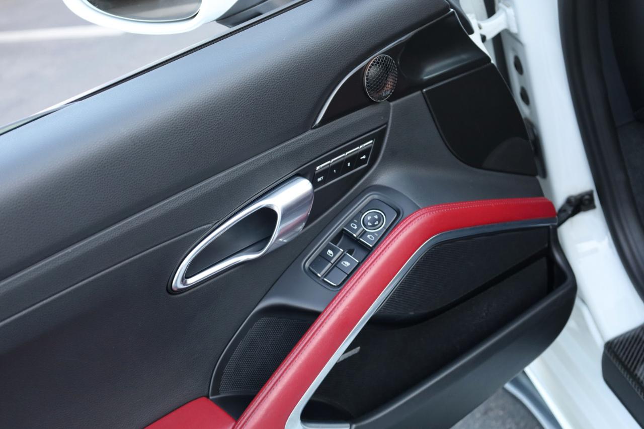 Porsche 718 Boxster S 2017