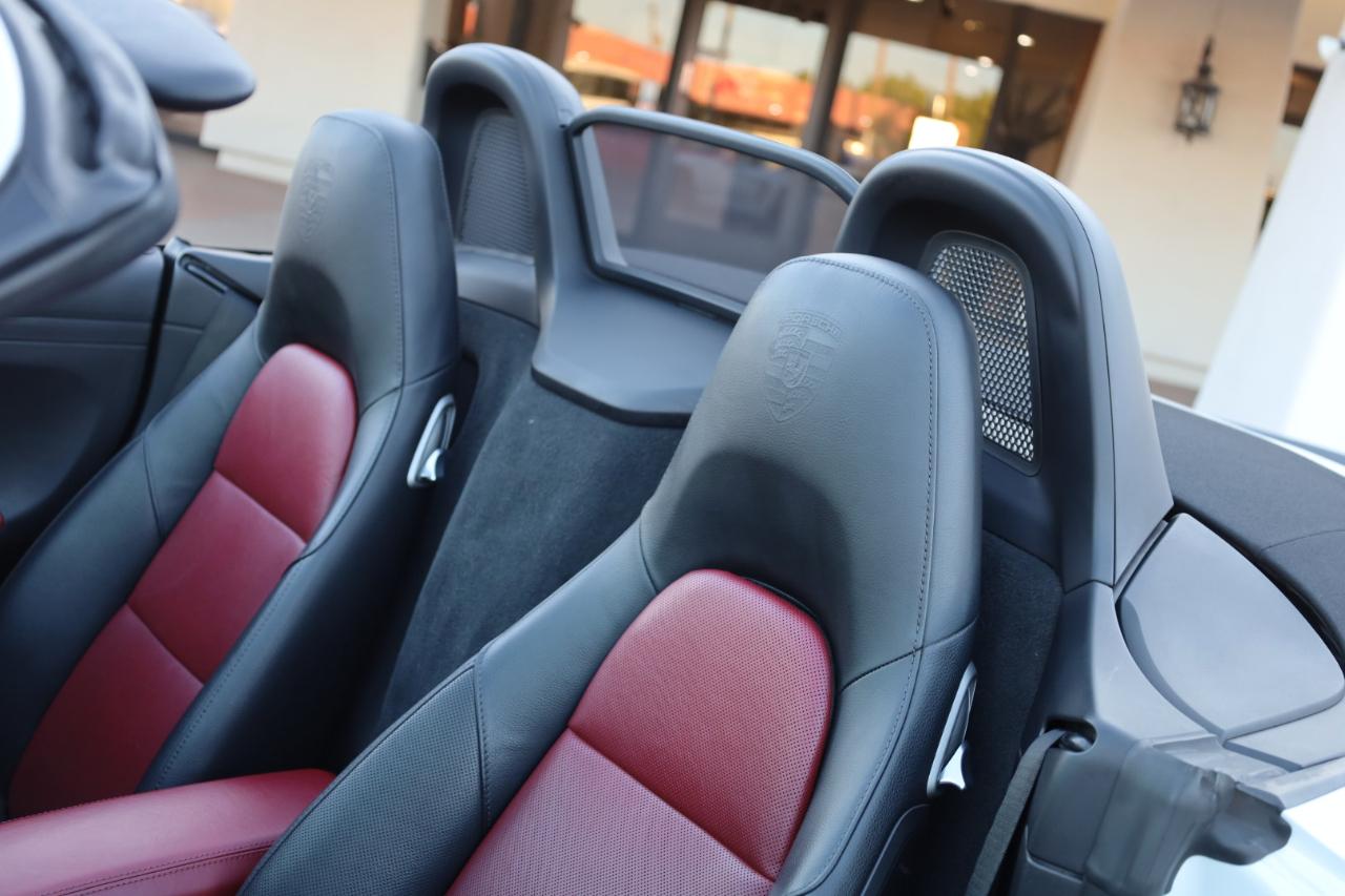 Porsche 718 Boxster S 2017