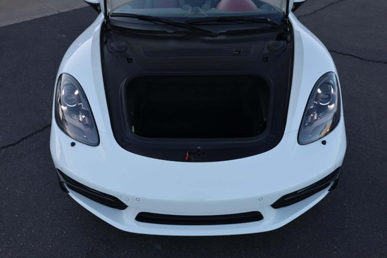 Porsche 718 Boxster S 2017