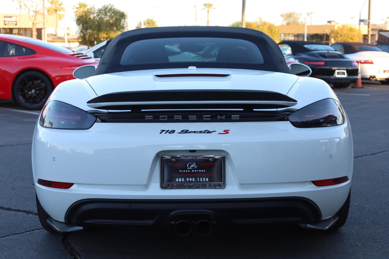 Porsche 718 Boxster S 2017