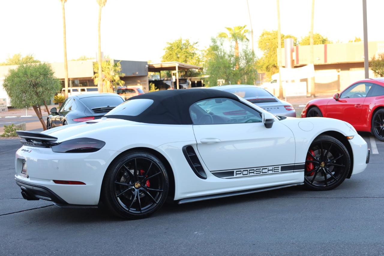 Porsche 718 Boxster S 2017