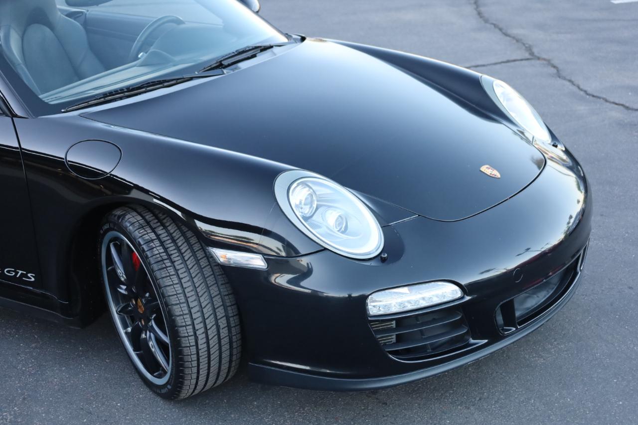 Porsche 911 Carrera GTS Cabriolet 2011