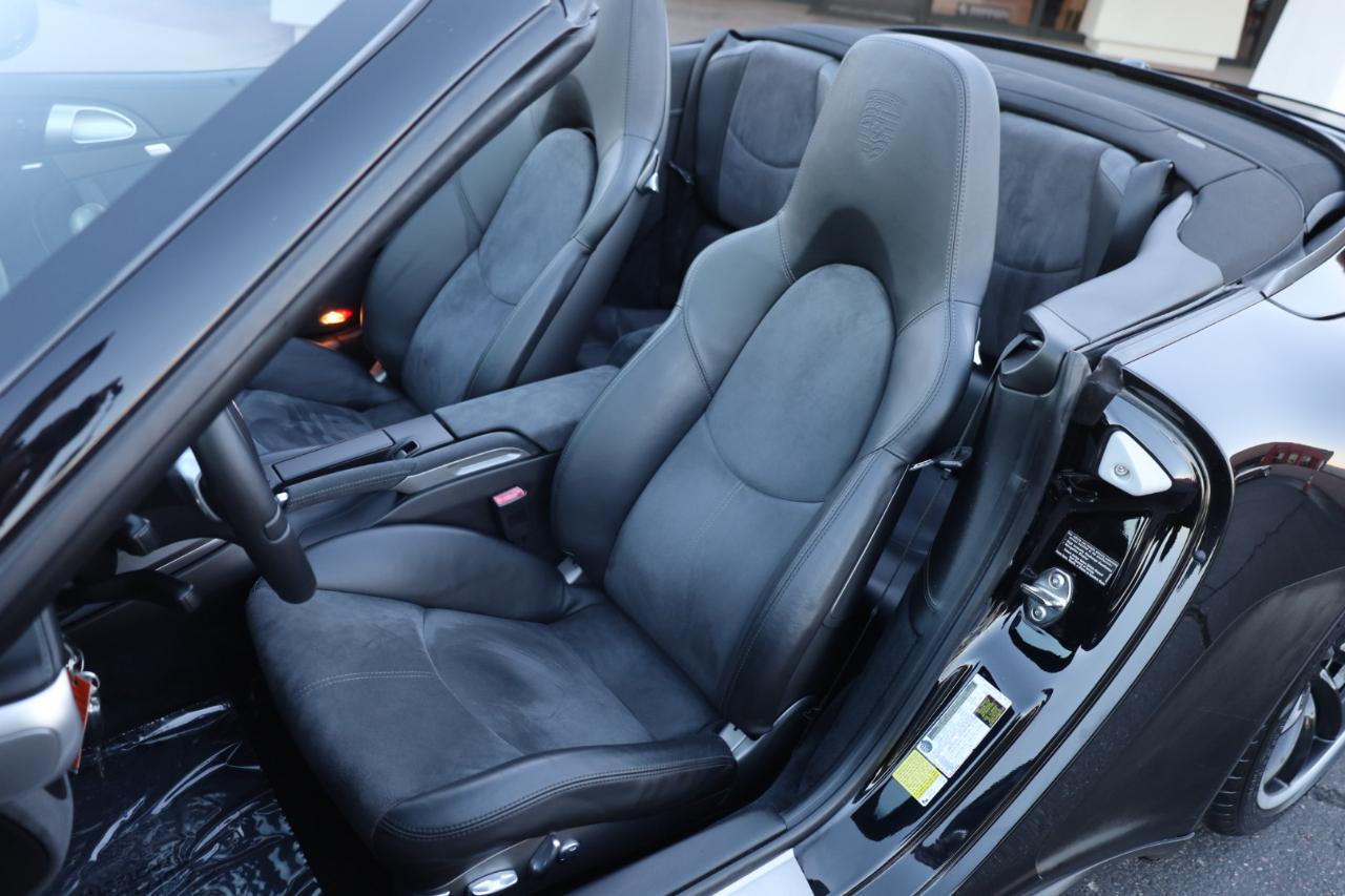 Porsche 911 Carrera GTS Cabriolet 2011