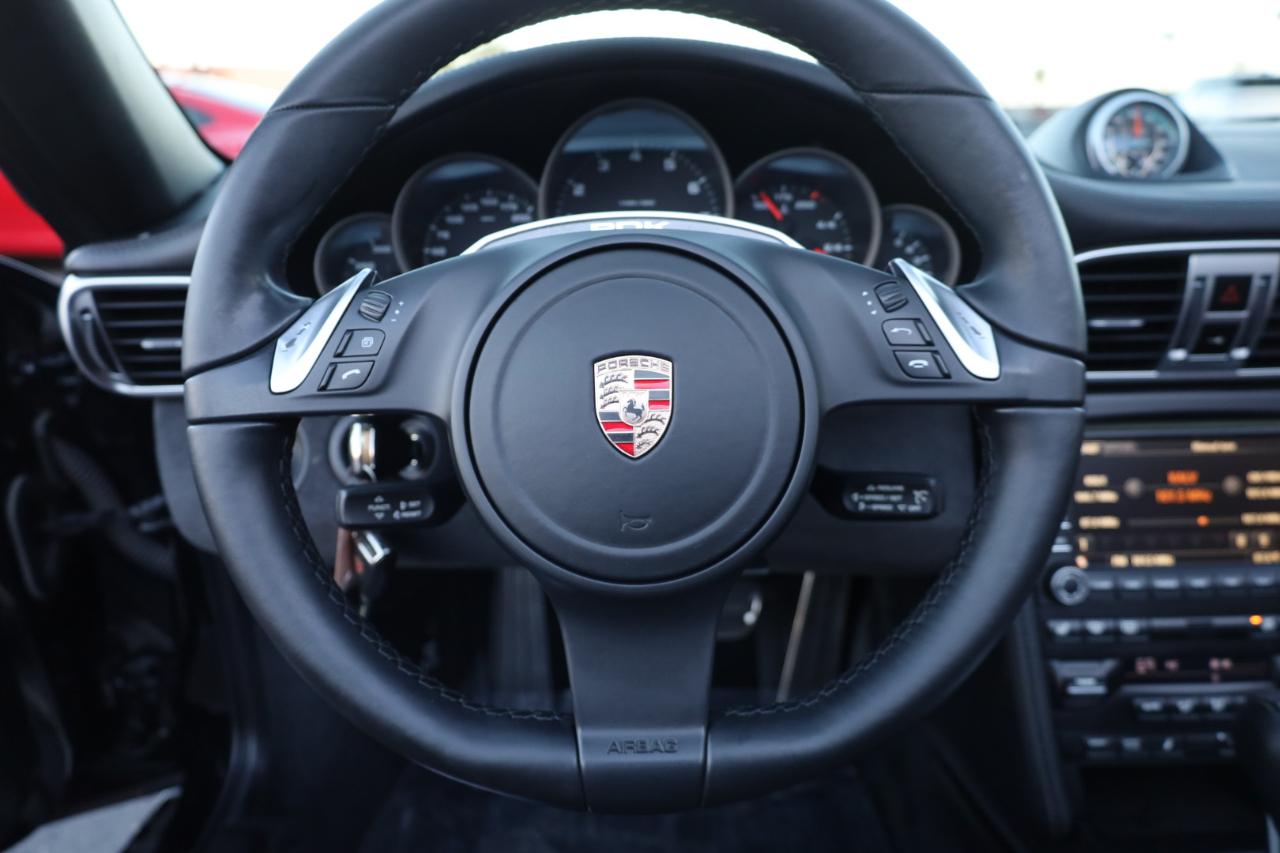 Porsche 911 Carrera GTS Cabriolet 2011