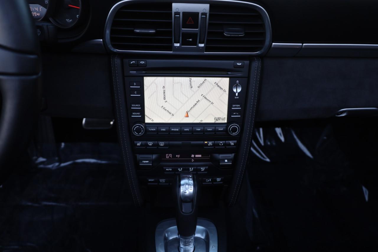 Porsche 911 Carrera GTS Cabriolet 2011