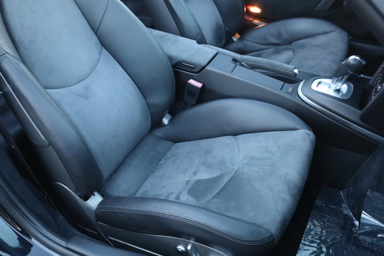Porsche 911 Carrera GTS Cabriolet 2011