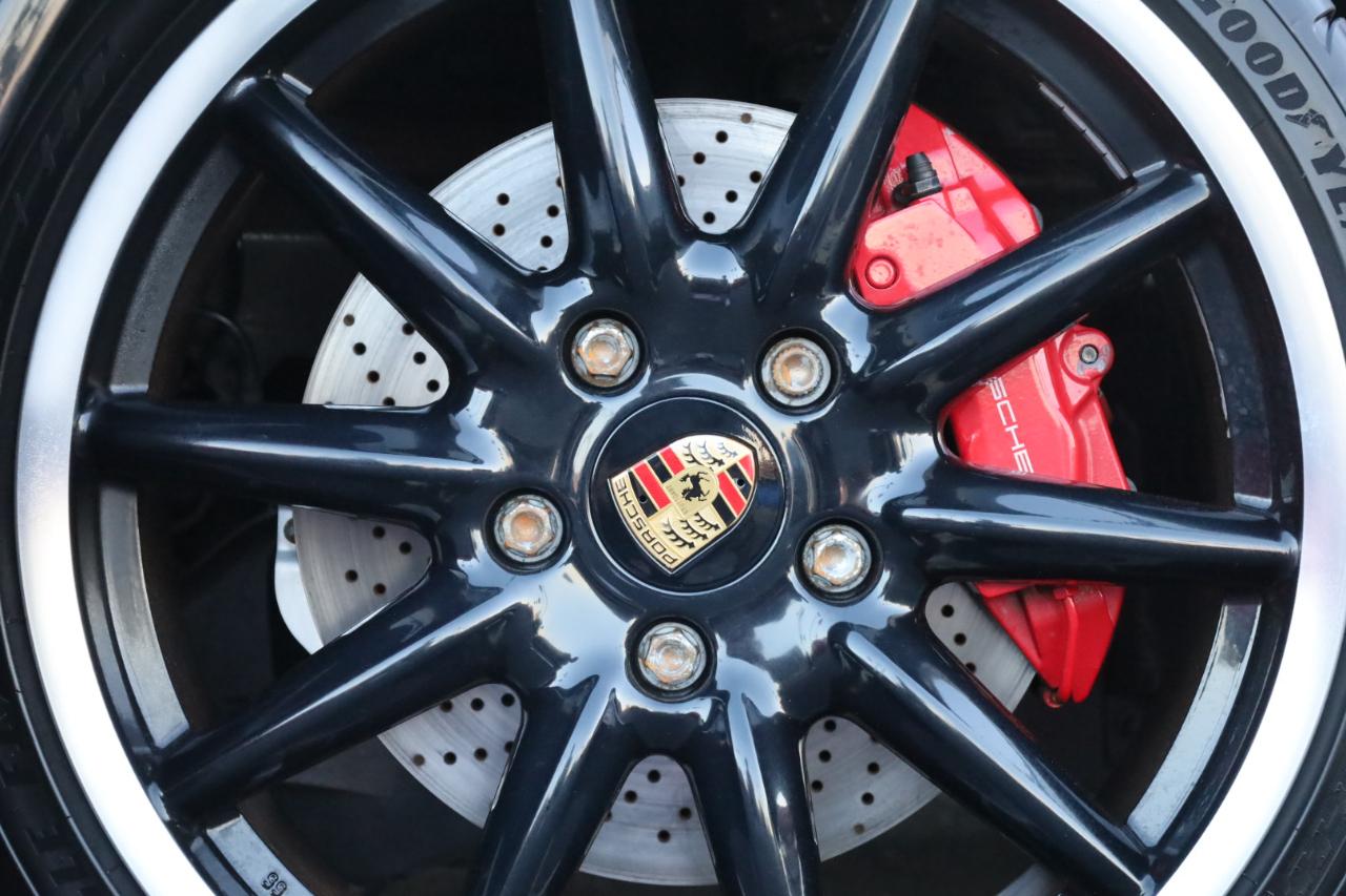 Porsche 911 Carrera GTS Cabriolet 2011