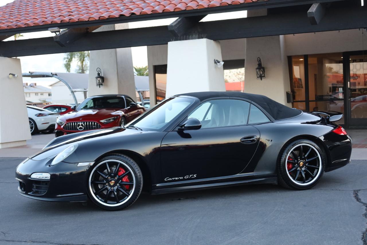 Porsche 911 Carrera GTS Cabriolet 2011