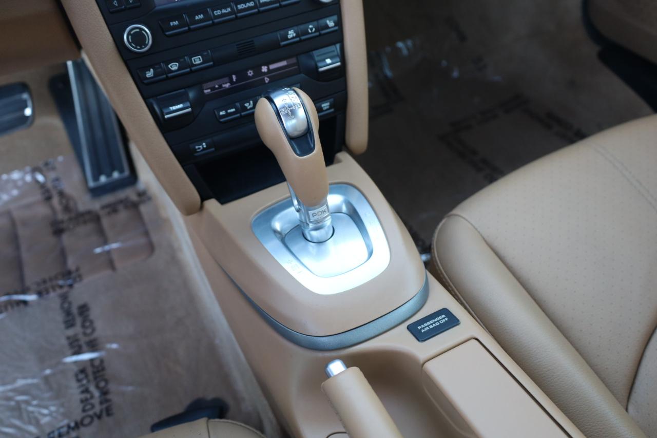 Porsche Cayman Base 2009