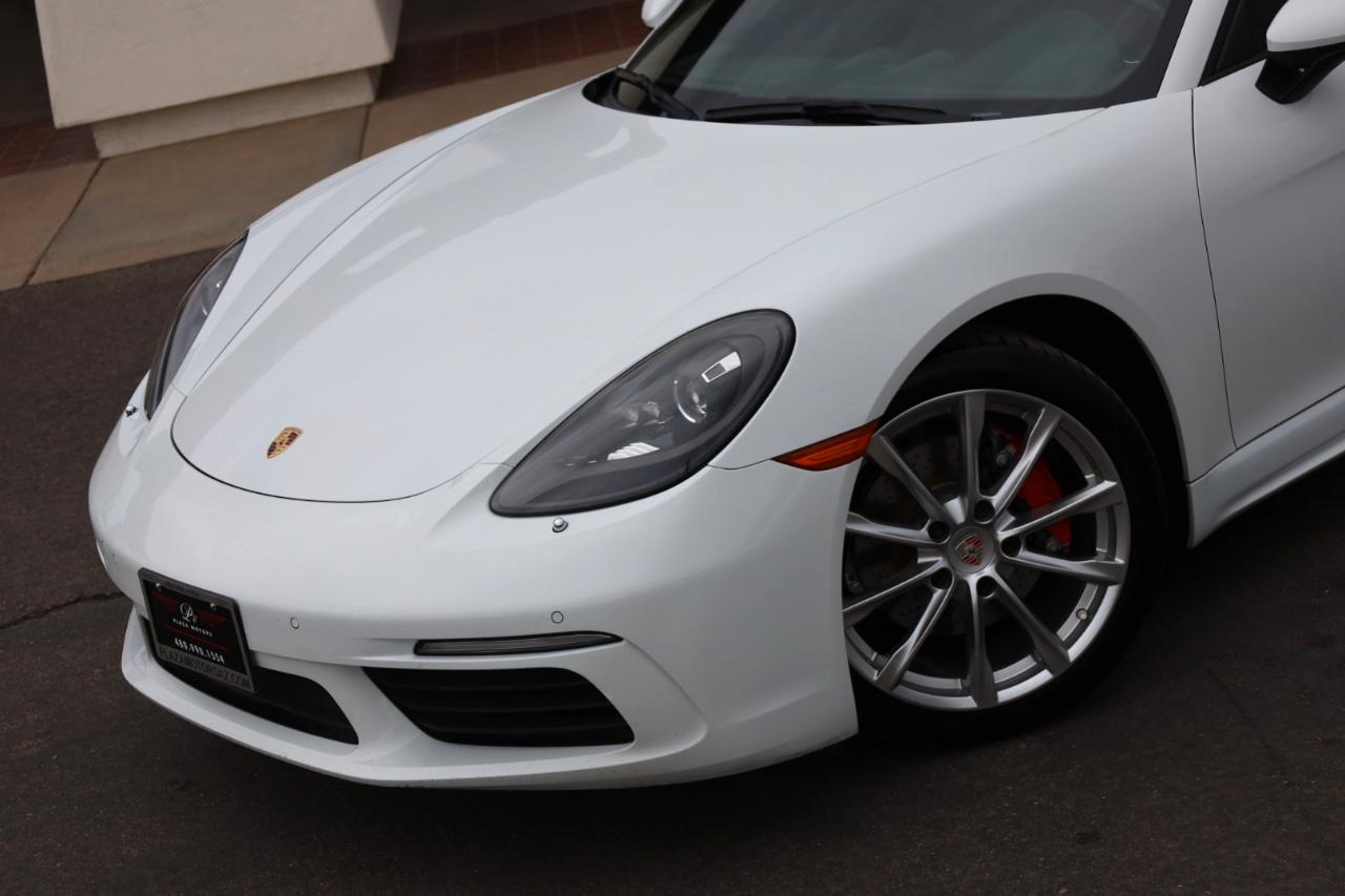 Porsche 718 Cayman Coupe 2018
