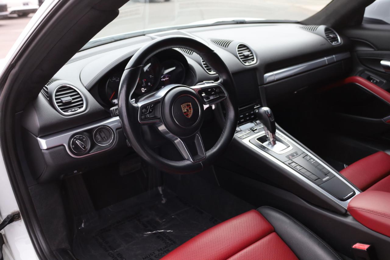 Porsche 718 Cayman Coupe 2018