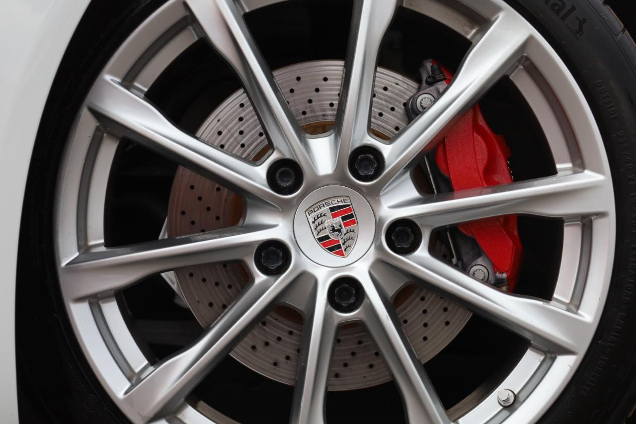 Porsche 718 Cayman Coupe 2018