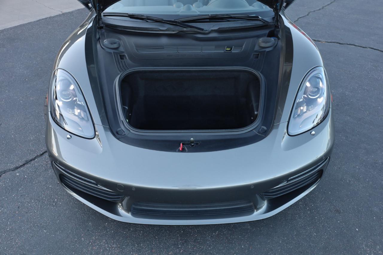 Porsche 718 Boxster Base 2017