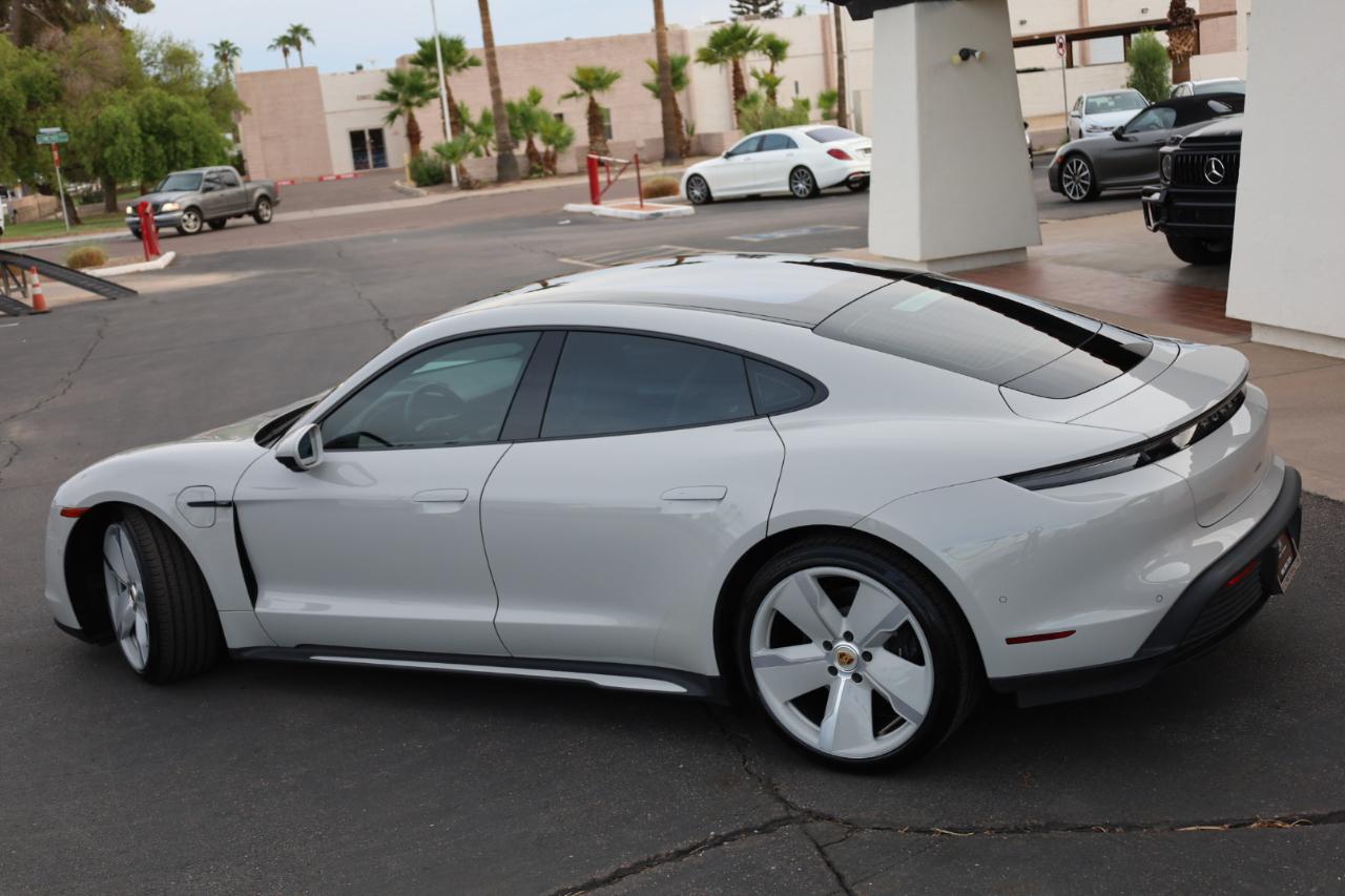 Porsche Taycan Base 2023