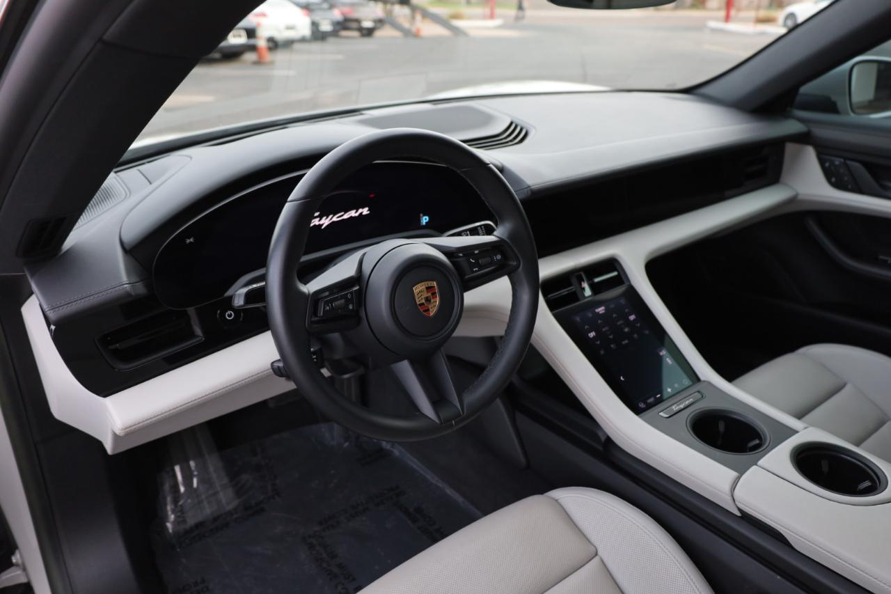 Porsche Taycan Base 2023
