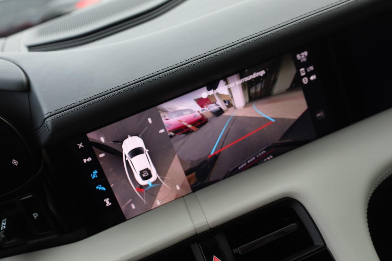 Porsche Taycan Base 2023