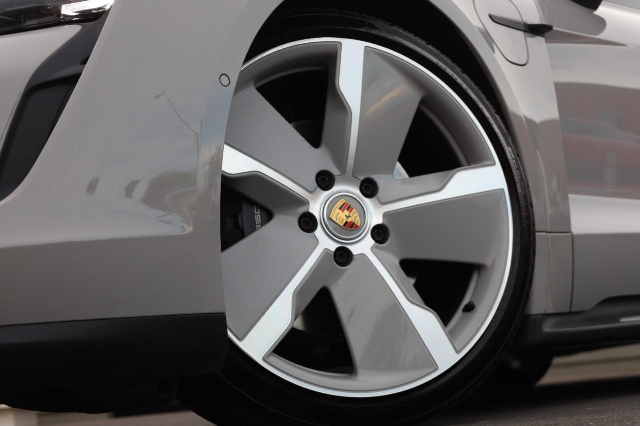 Porsche Taycan Base 2023
