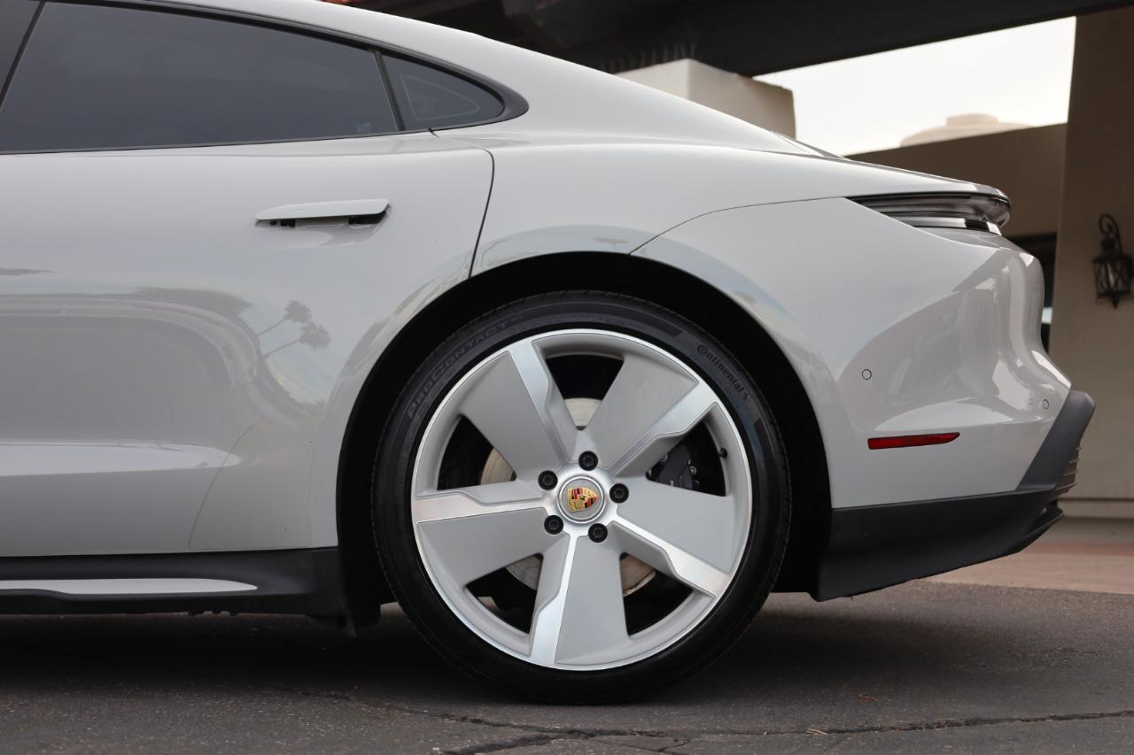 Porsche Taycan Base 2023