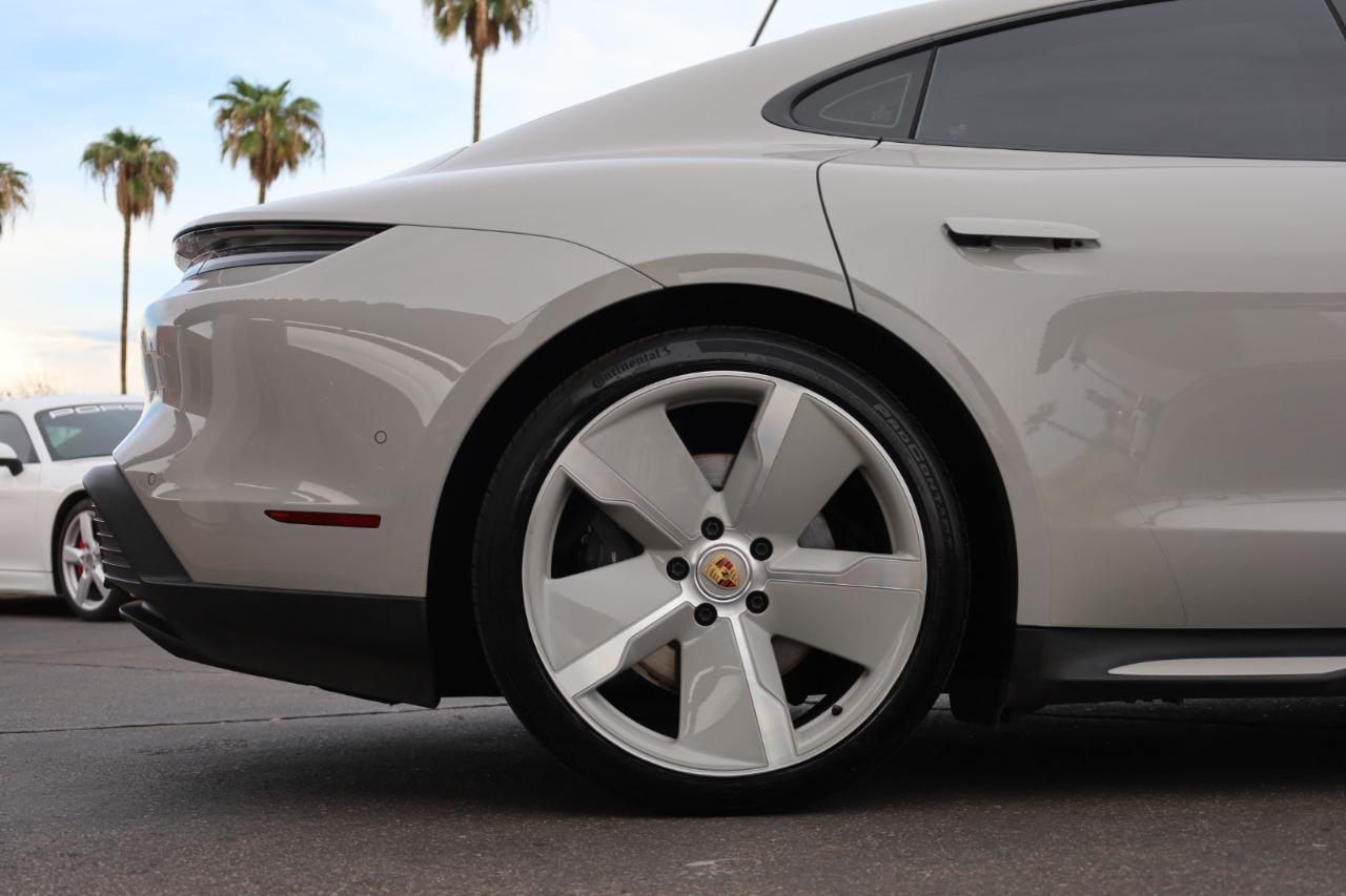Porsche Taycan Base 2023