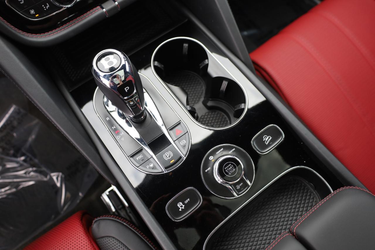 Bentley Bentayga Azure AWD 2023
