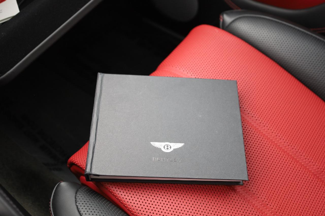 Bentley Bentayga Azure AWD 2023