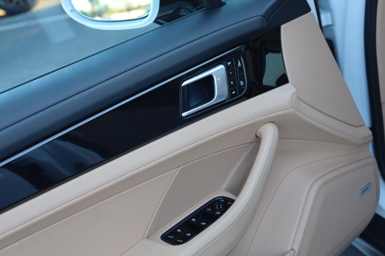 Porsche Panamera 4 AWD 2020