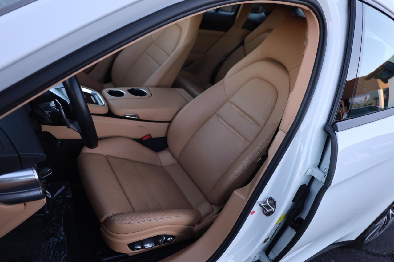Porsche Panamera 4 AWD 2020