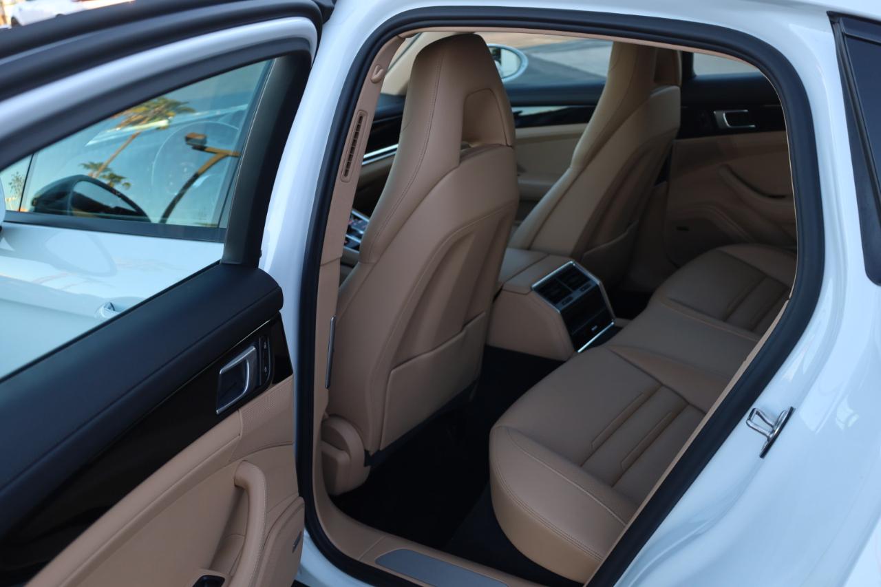 Porsche Panamera 4 AWD 2020
