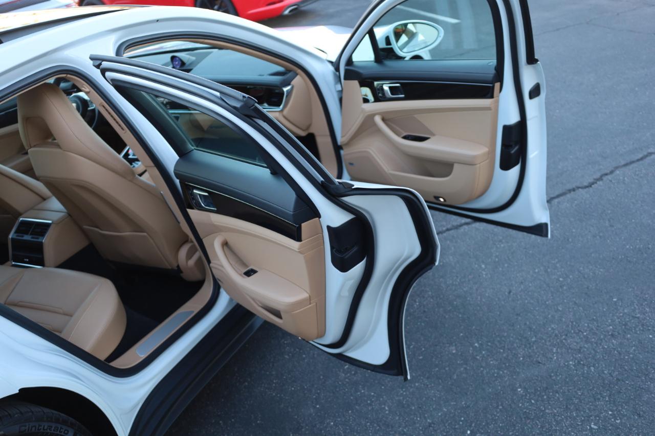 Porsche Panamera 4 AWD 2020