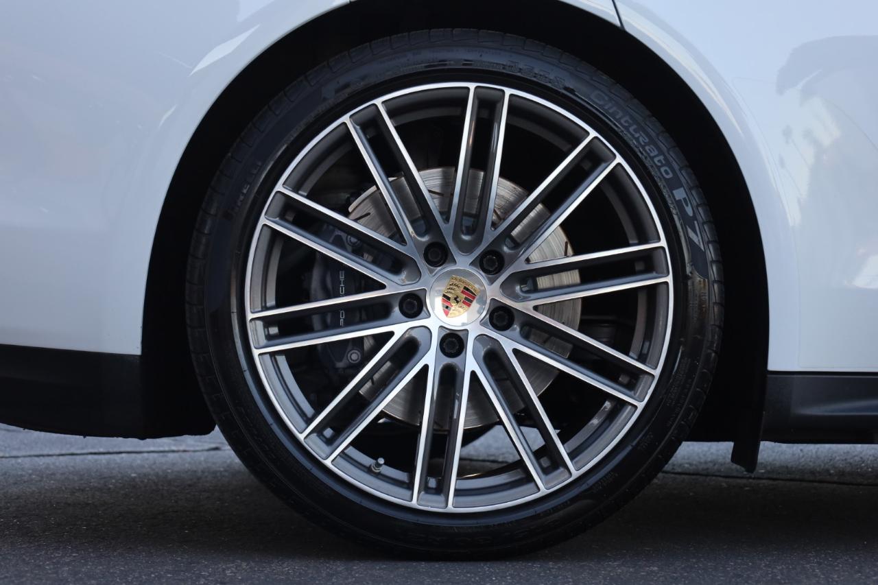 Porsche Panamera 4 AWD 2020