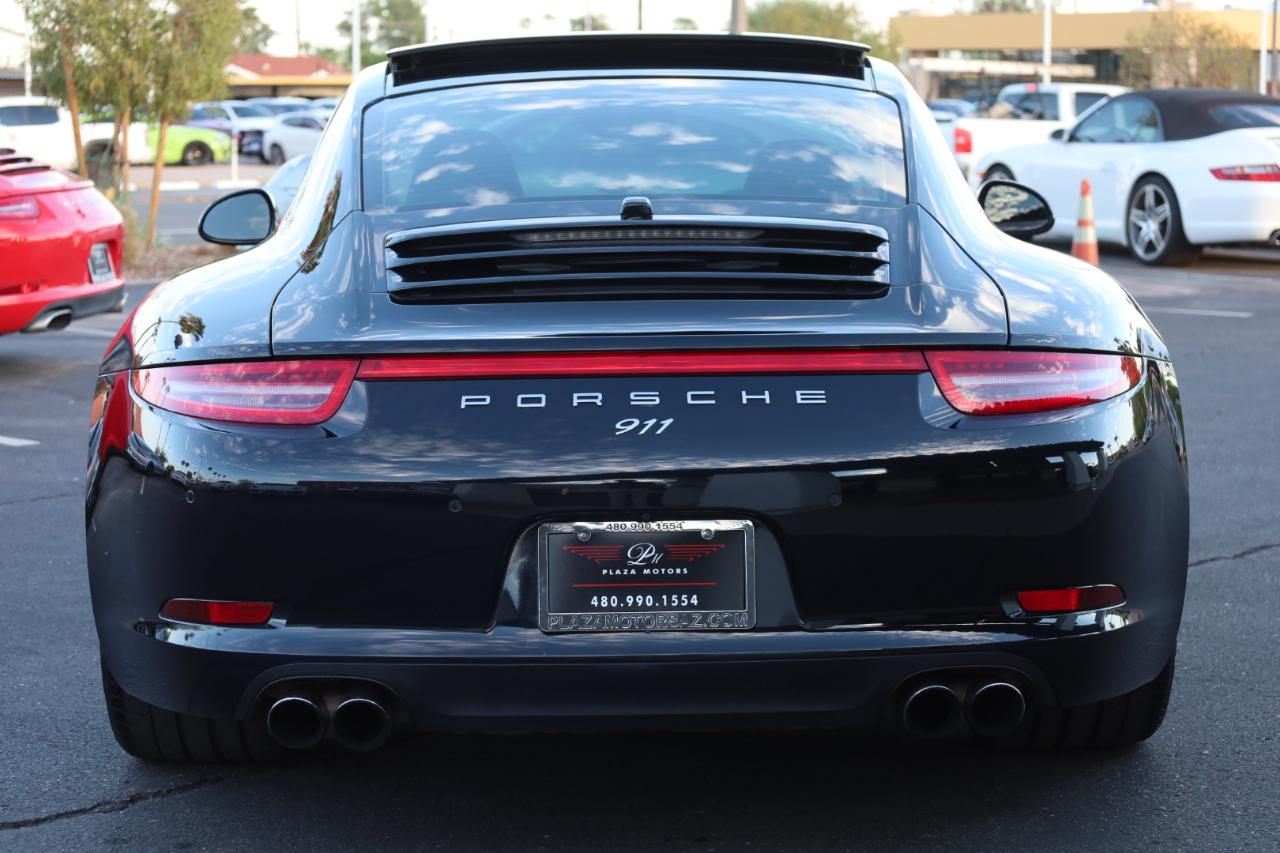 Porsche 911 Carrera 4 Coupe 2015
