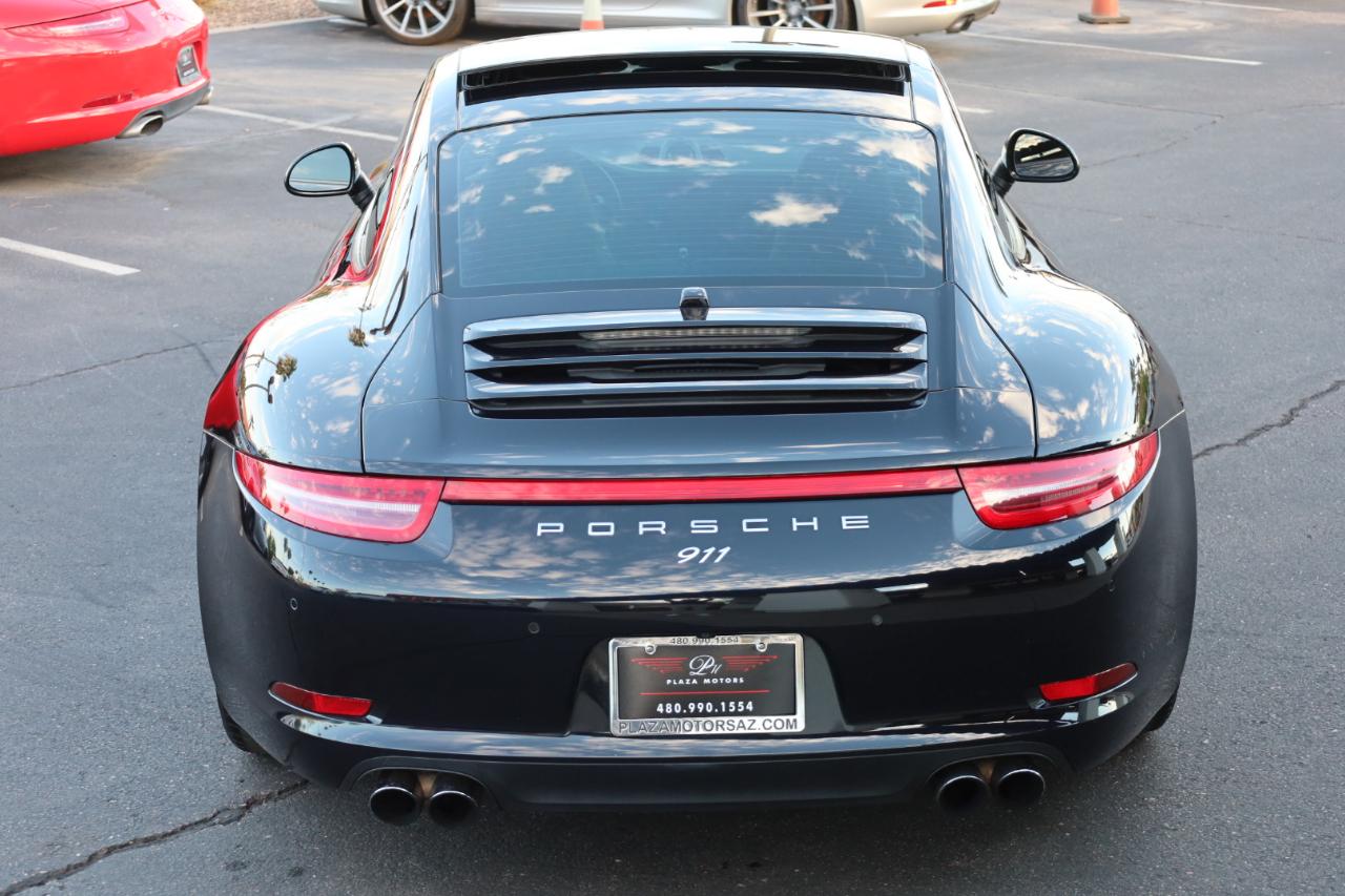 Porsche 911 Carrera 4 Coupe 2015
