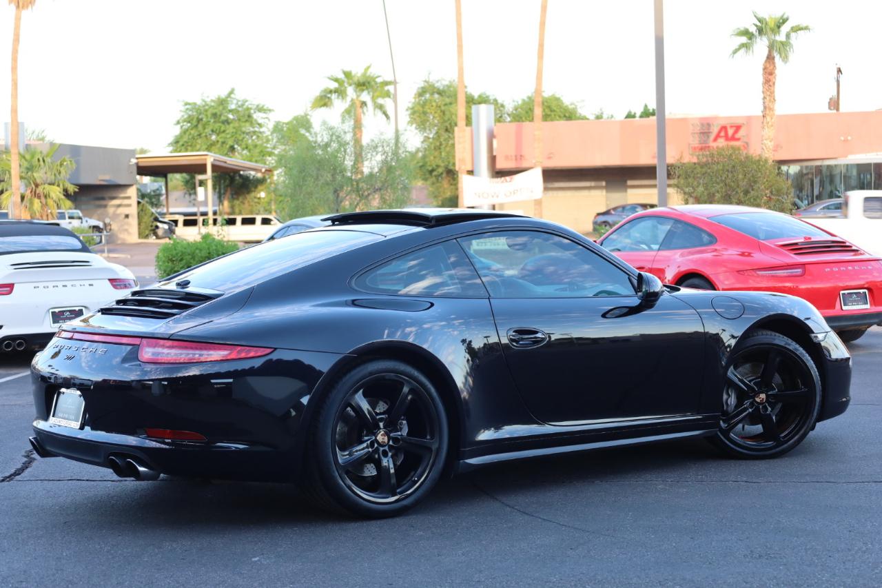 Porsche 911 Carrera 4 Coupe 2015