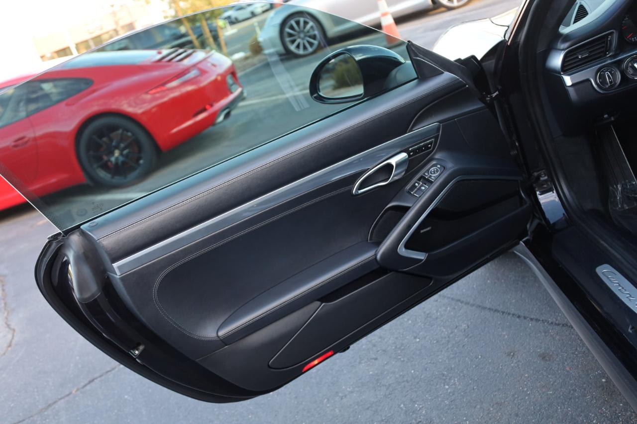 Porsche 911 Carrera 4 Coupe 2015