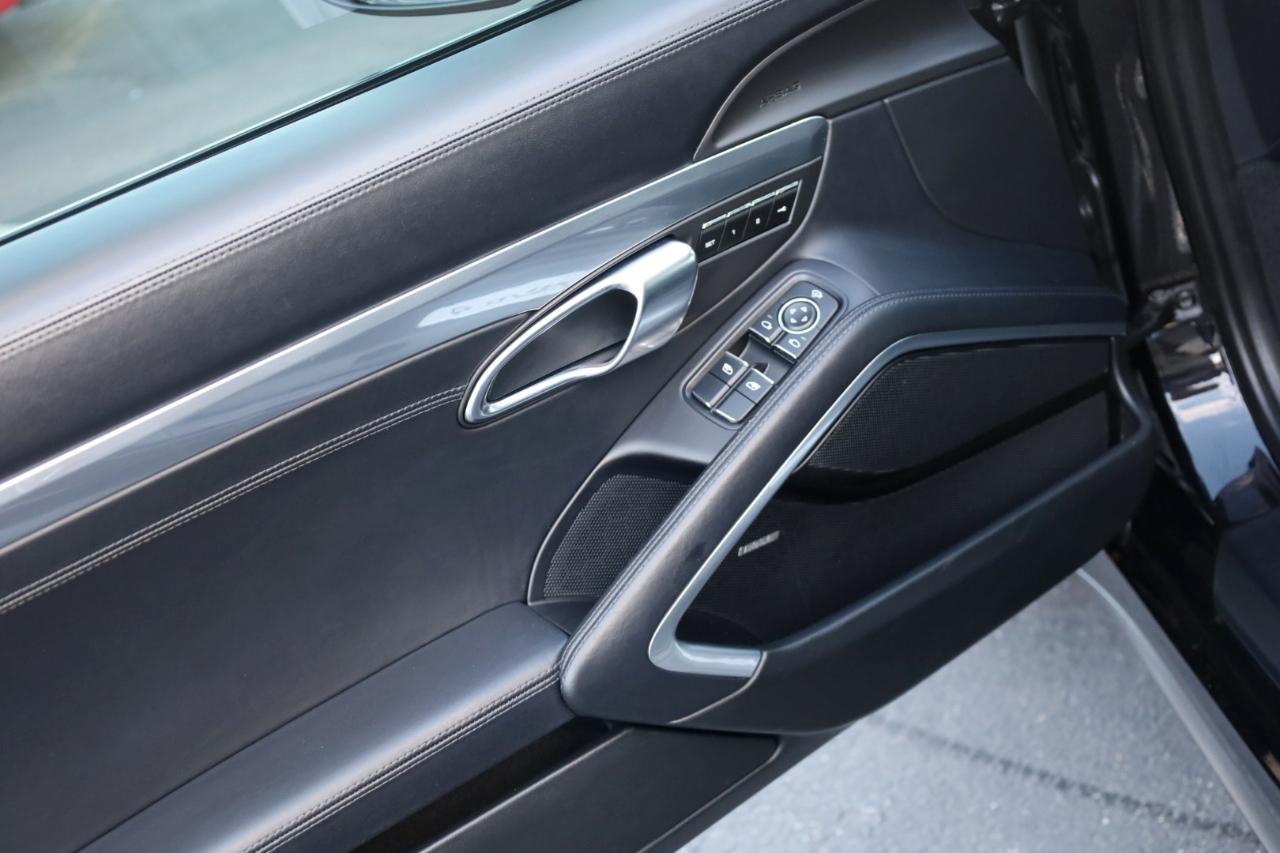 Porsche 911 Carrera 4 Coupe 2015