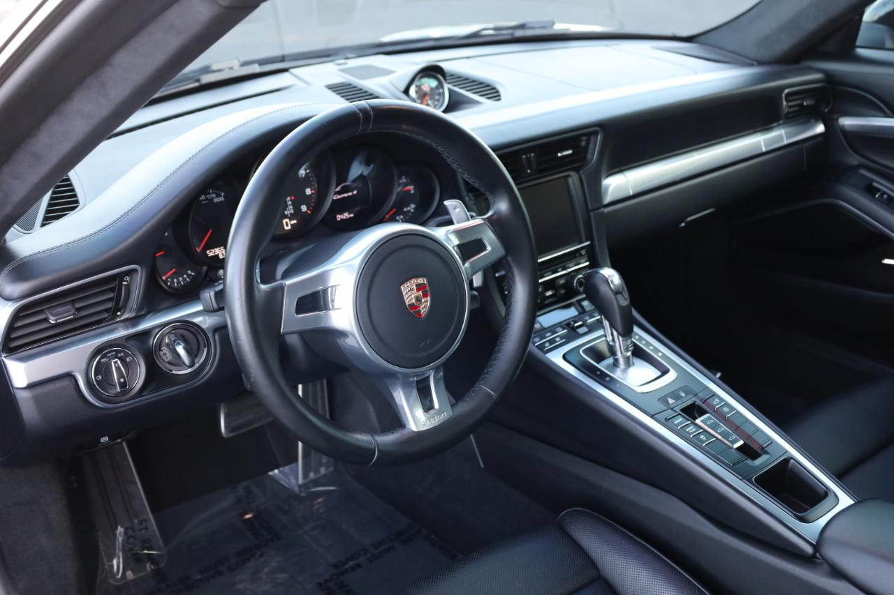 Porsche 911 Carrera 4 Coupe 2015