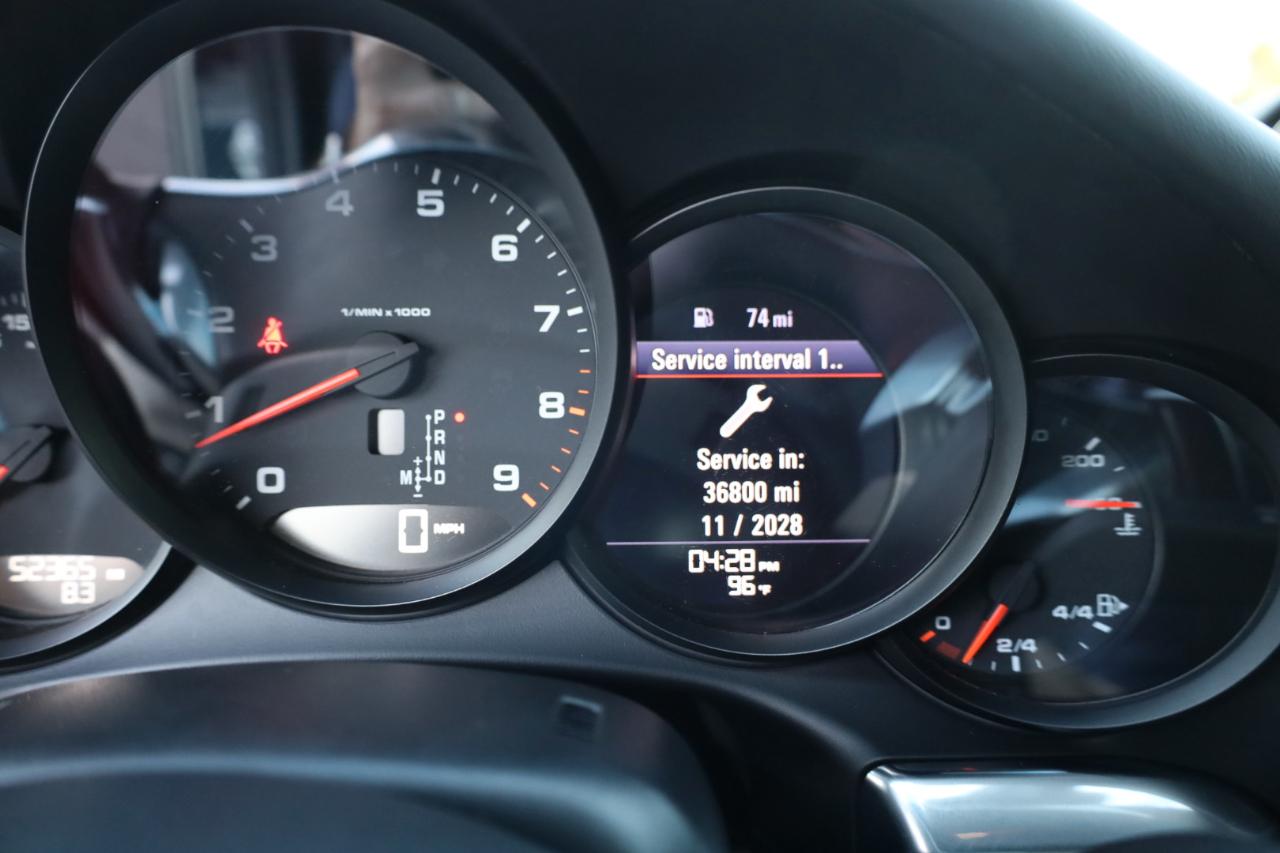 Porsche 911 Carrera 4 Coupe 2015