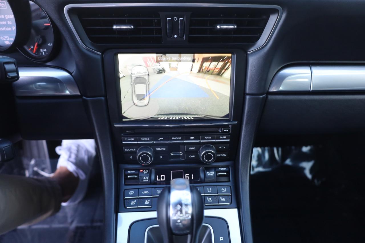 Porsche 911 Carrera 4 Coupe 2015