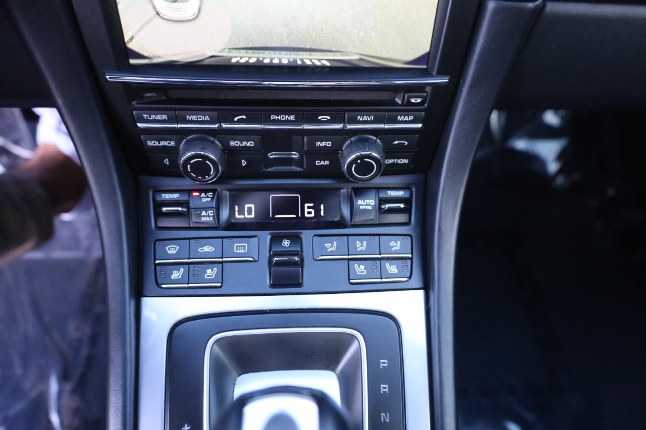 Porsche 911 Carrera 4 Coupe 2015