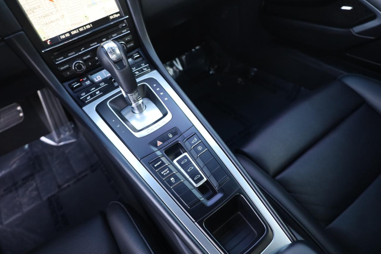 Porsche 911 Carrera 4 Coupe 2015