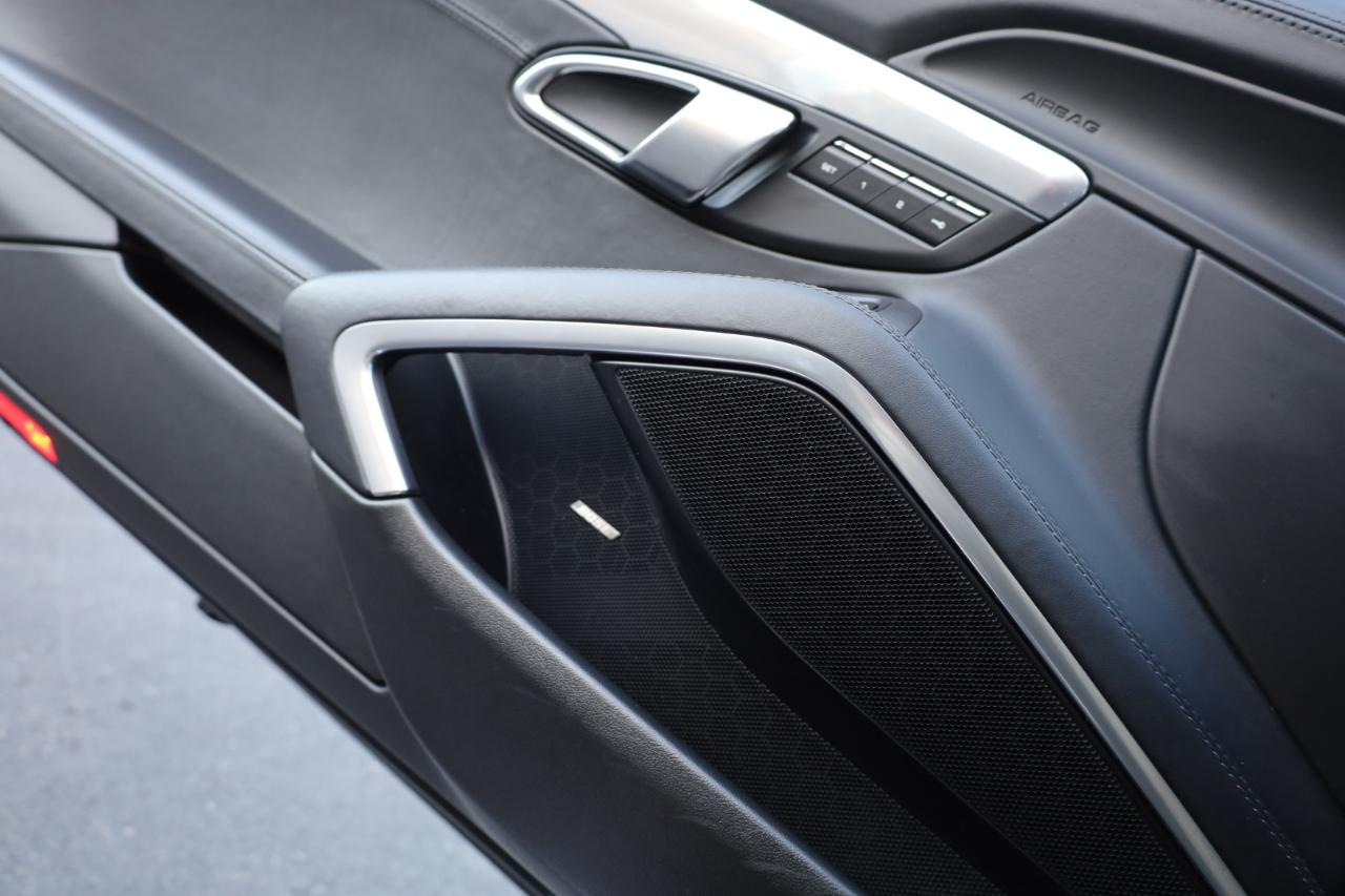 Porsche 911 Carrera 4 Coupe 2015